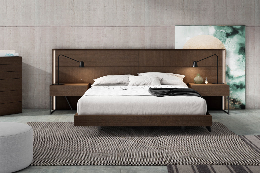 Almada Queen Bed in Ash