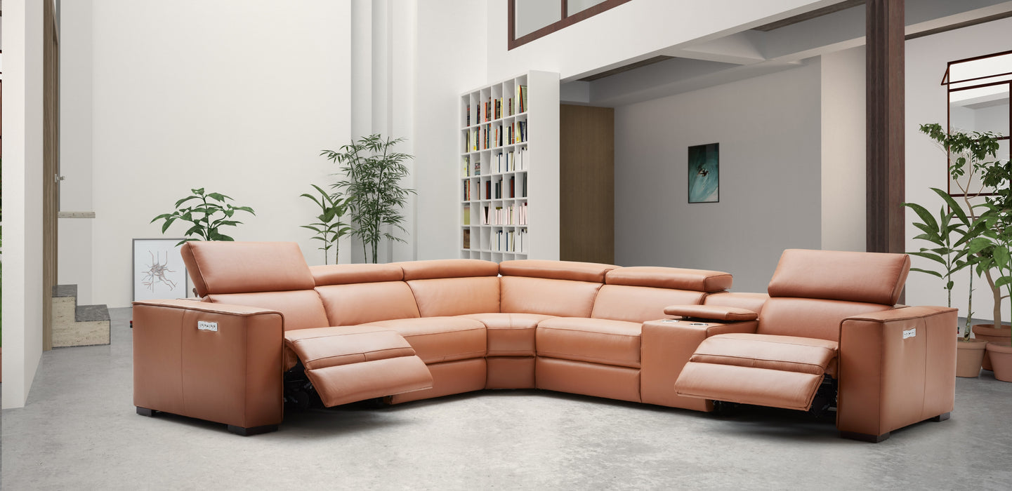 Picasso Motion Sectional in Caramel